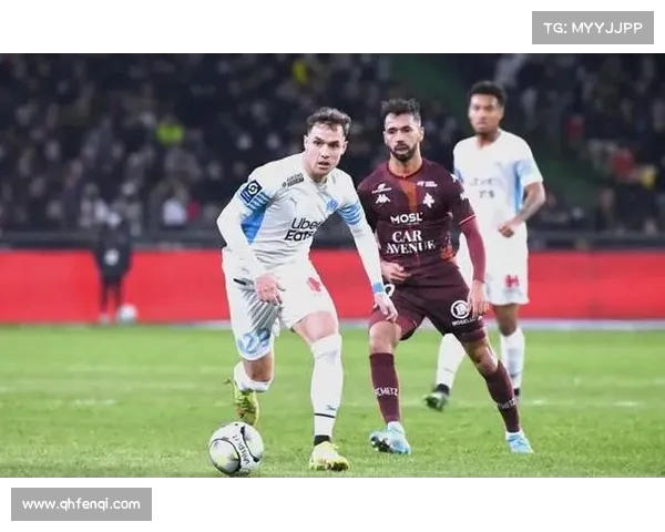 法甲新闻发布会聚焦新赛季球队阵容与战术变化 引发媒体热议