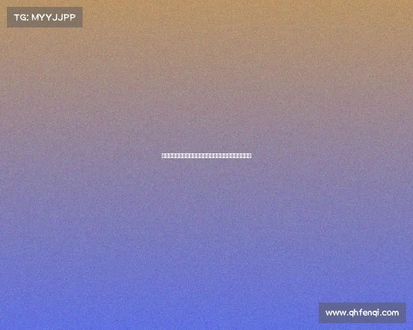 网球赛场决胜时刻双方拼劲谁能笑到最后胜利的曙光在眼前